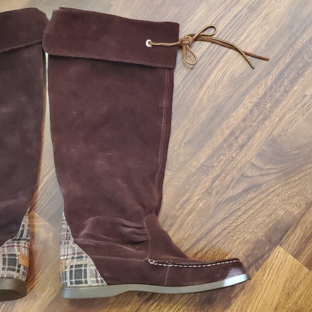 Super kool suede boots